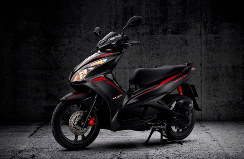 Kh&ocirc;ng &iacute;t người 13Win18 đa dạng khuyến mãi ph&acirc;n v&acirc;n v&igrave; kh&ocirc;ng biết n&ecirc;n mua Exciter hay Air Blade