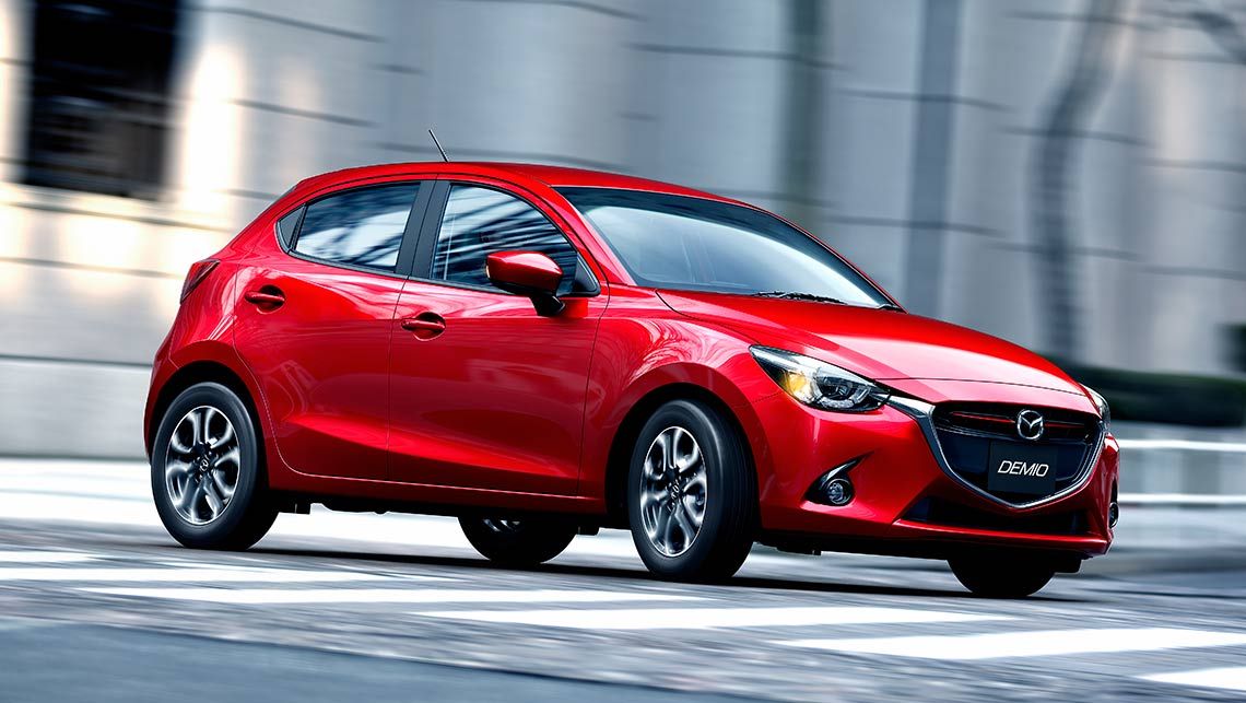 Khi so s&aacute;nh xe &ocirc; t&ocirc;, Mazda 2 phi&ecirc;n bản mới thực sự đ&atilde; lột x&aacute;c ho&agrave;n to&agrave;n theo hướng hiện đại