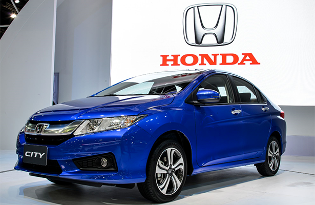 City thế hệ thứ tư sử dụng động cơ 1.5 SOHC i-VTEC 4 xi-lanh c&ocirc;ng suất 118 m&atilde; lực