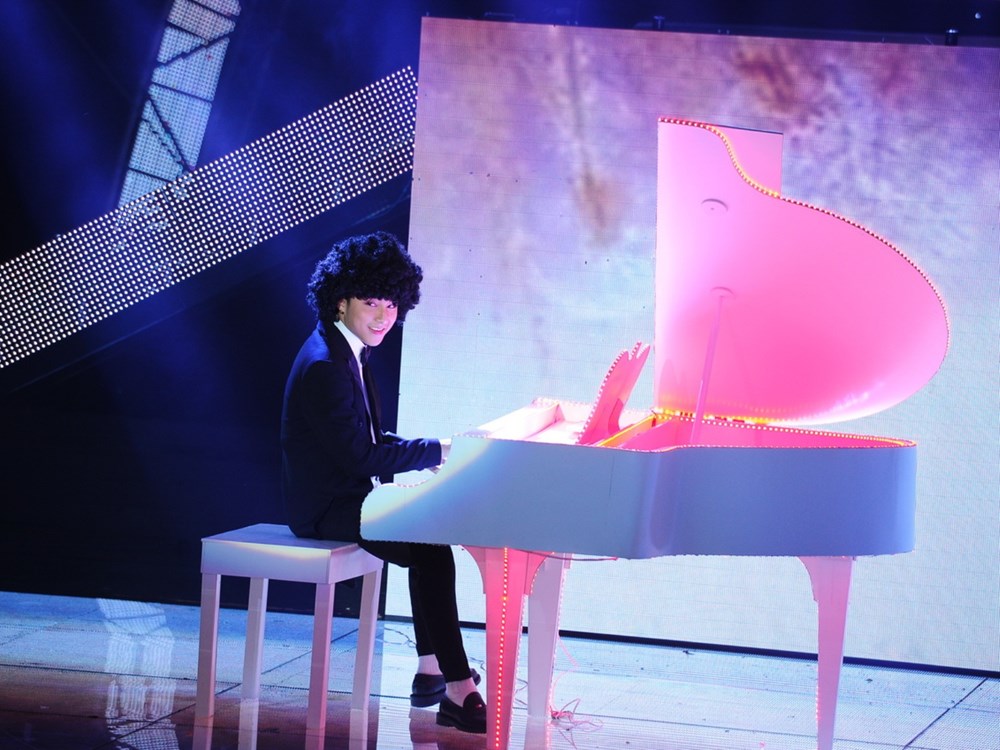 Sơn T&ugrave;ng M-TP xuất hiện trong tạo h&igrave;nh ấn tượng đ&ecirc;m liveshow 3