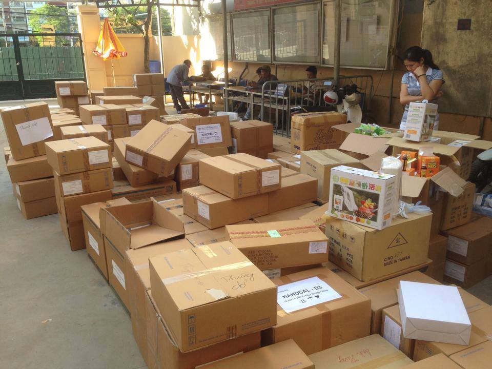 Số 13Win OKVIP Cá cược bóng đá chức năng do nước ngo&agrave;i sản xuất được xe kh&aacute;ch vận chuyển