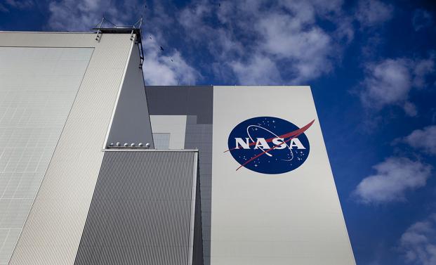 NASA ti&ecirc;́n hành khoan h&ocirc;́ tr&ecirc;n sa mạc kh&ocirc; hạn nh&acirc;́t th&ecirc;́ giới tìm manh m&ocirc;́i v&ecirc;̀ sự s&ocirc;́ng tr&ecirc;n sao Hỏa 