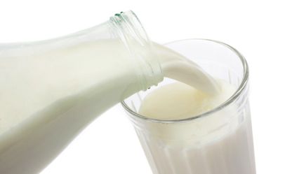 Sữa tươi chưa tiệt tr&ugrave;ng tiềm ẩn nhiều nguy hiểm