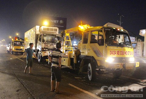 Hiện trường vụ tai nạn giao th&ocirc;ng