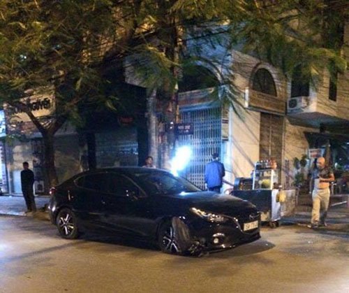 Chiếc xe Mazda 6 bị tạm giữ sau khi g&acirc;y tai nạn giao th&ocirc;ng nghi&ecirc;m trọng tại trung t&acirc;m TP Hải Ph&ograve;ng