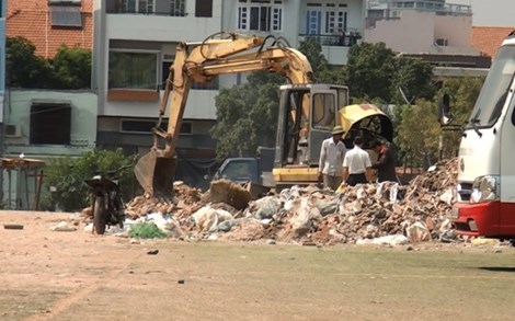 Tai nạn thương t&acirc;m khiến một phụ nữ tử vong