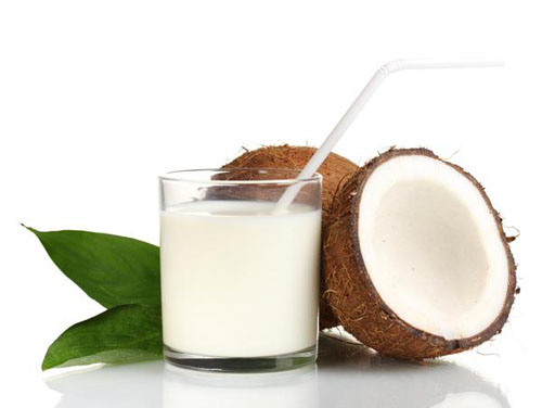 Tăng c&acirc;n hi&ecirc;̣u quả nh&acirc;́t với 1 ly sữa dừa m&ocirc;̃i ngày