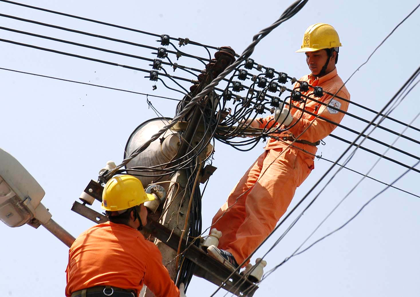 Tăng giá đi&ecirc;̣n là k&ecirc;́ hoạch trong tương lai g&acirc;̀n của EVN do sản xu&acirc;́t đi&ecirc;̣n có nhi&ecirc;̀u khoản chi phí phát sinh 