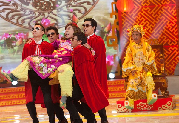 Lời thoại trong T&aacute;o Qu&acirc;n 2015 bị cho l&agrave; c&oacute; phần dung tục, phản cảm như mọi năm