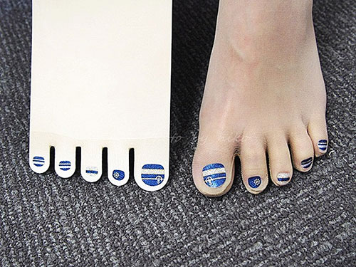 Giới trẻ ph&aacute;t cuồng với mốt tất nail 