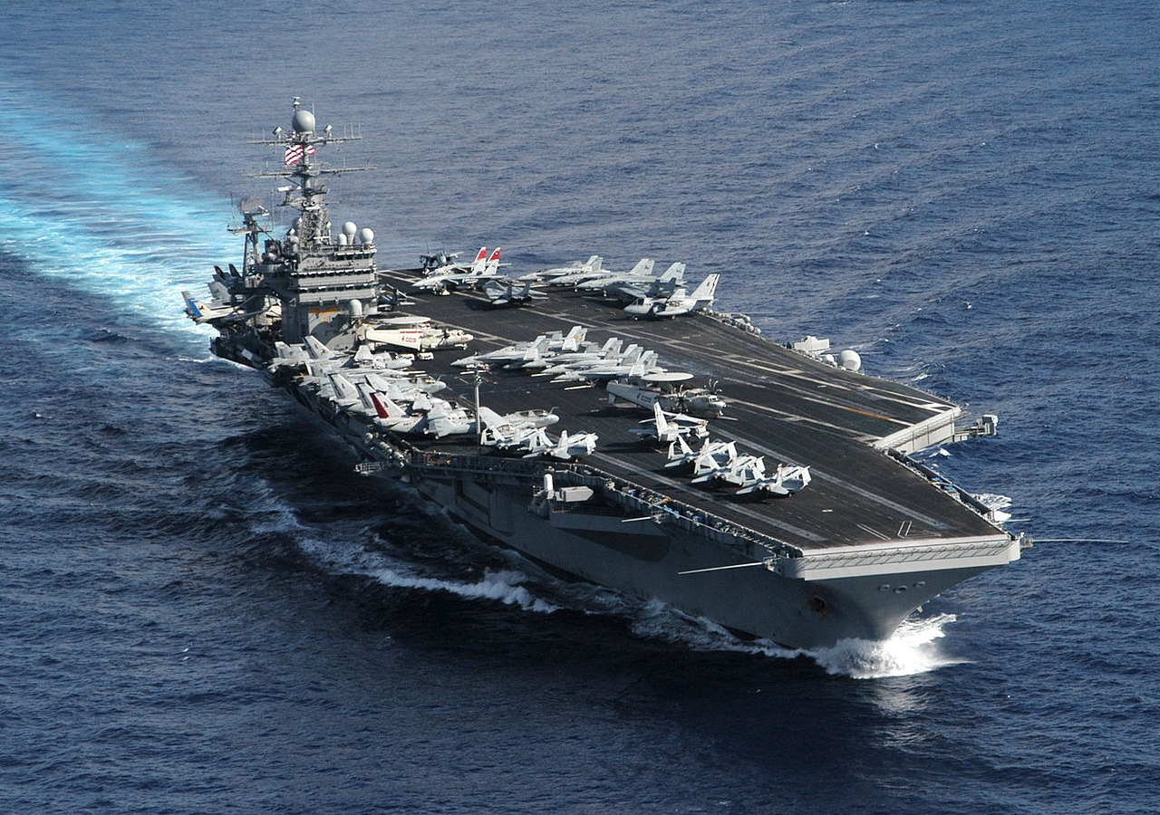 T&agrave;u s&acirc;n bay khổng lồ được đặt t&ecirc;n theo Tổng thống Theodore Roosvelt
