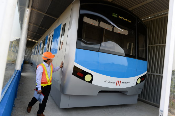 Trưng b&agrave;y giới thiệu rộng r&atilde;i m&ocirc; h&igrave;nh metro số 1 tới c&ocirc;ng ch&uacute;ng cho &yacute; kiến