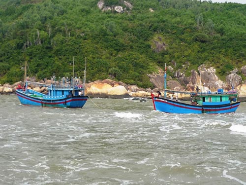 Người d&acirc;n cần thường xuy&ecirc;n theo d&otilde;i c&aacute;c bản tin thời tiết để nắm r&otilde; diễn biến, tốc độ v&agrave; hướng di chuyển của b&atilde;o số 3
