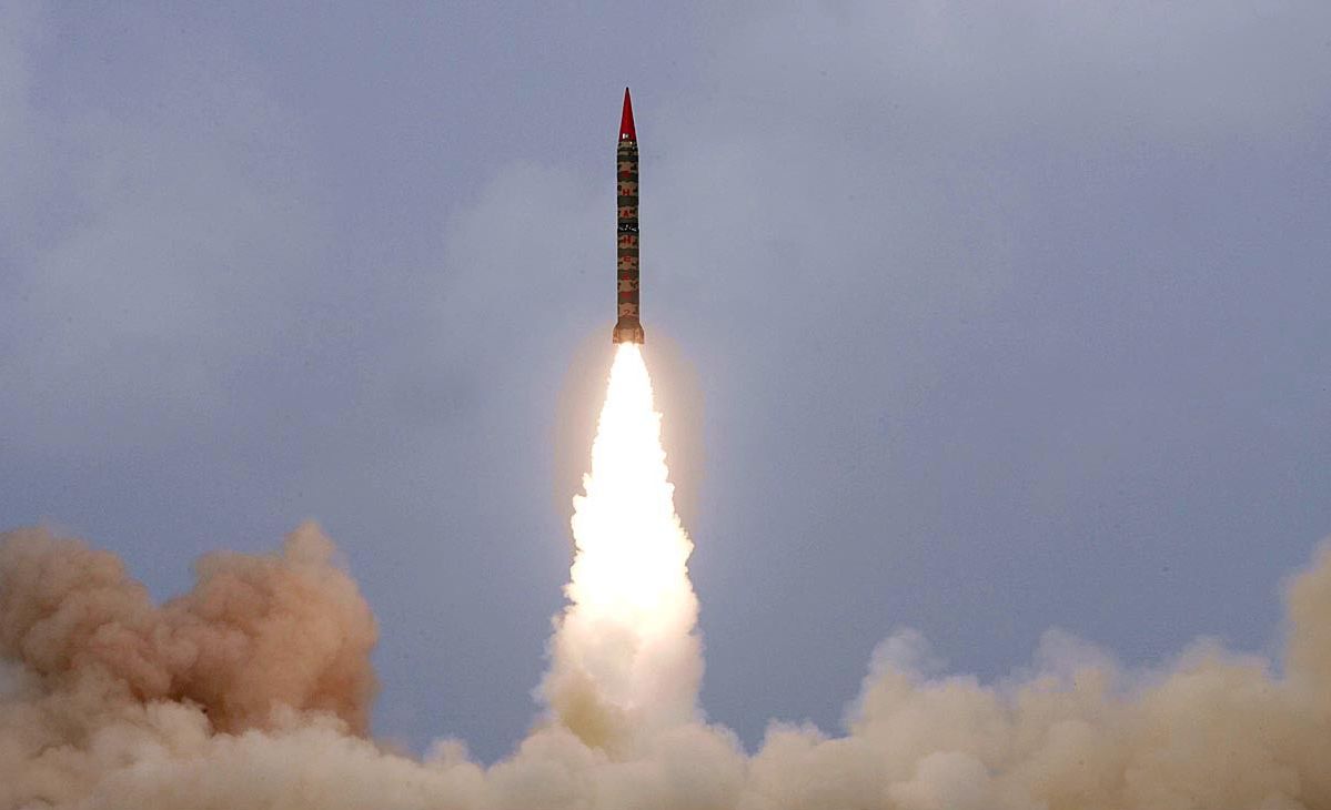 Pakistan đ&atilde; thử nghiệm th&agrave;nh c&ocirc;ng t&ecirc;n lửa đạn đạo Shaheen III