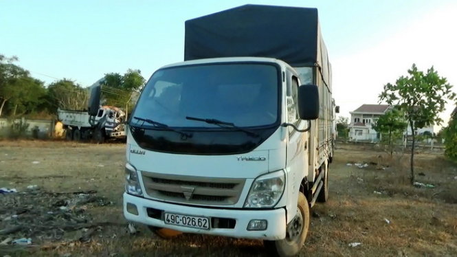 Kiểm l&acirc;m bị khởi tố v&igrave; thả xe chở gỗ lậu, nghi c&oacute; dấu hiệu ăn hối lộ