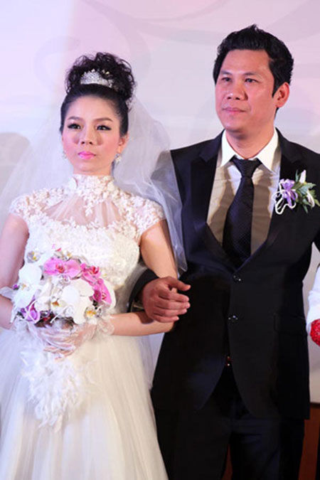 Hiện tại, Đức Huy và Lệ Quyên đang sinh sống, làm việc chính tại TP. HCM. Hiện tại, Đức Huy và Lệ Quyên đang sinh sống, làm việc chính tại TP. HCM.