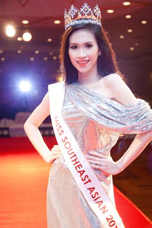 Tuy nhiên, sau khi Thu Vũ nói tiếng Anh đến hai lần thì cả MC và thí sinh đều tỏ ra không hiểu.