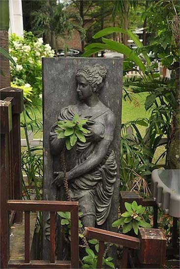 Đạt danh hiệu Hoa hậu Việt Nam 1992, cho đến nay, Hà Kiều Anh được xem là Hoa hậu đẹp nhất trong số các Hoa hậu.