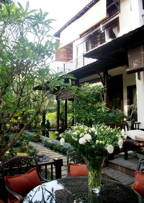 Để Hà Kiều Anh có được như ngày hôm nay không thể phủ nhận công sức lớn lao của người chồng đại gia rất đỗi chiều vợ Huỳnh Trung Nam.