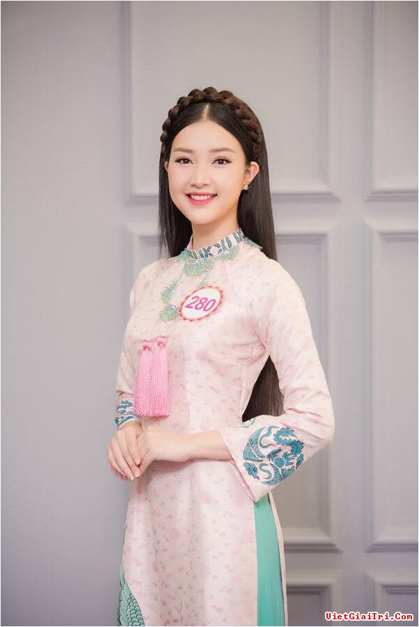 Gương mặt hài hòa của Ngọc Trân được nhận xét là ứng viên tiềm năng cho vương miện Hoa hậu năm nay.