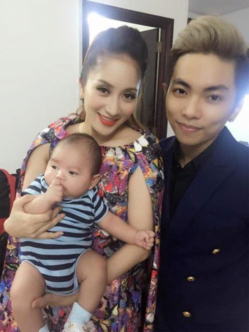 Anh đã trải qua hành trình khổ luyện, thậm chí bầm dập trong và ngoài thảm đấu, bên cạnh người bạn nhảy Khánh Thi, để trở thành kiện tướng quốc tế, nhà vô địch châu Á. Anh đã trải qua hành trình khổ luyện, thậm chí bầm dập trong và ngoài thảm đấu, bên cạnh người bạn nhảy Khánh Thi, để trở thành kiện tướng quốc tế, nhà vô địch châu Á.