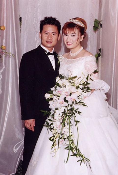 Trizzie Phương Trinh - Bằng Kiều có với nhau 3 mặt con, gồm các bé trai Beckham, Colin và Kenzi. 