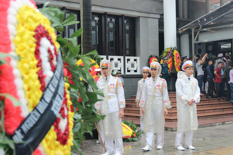 Toàn bộ 9 phi công và thành viên tổ bay đã hy sinh. 8/9 thi thể của phi hành đoàn đã được tìm thấy. Toàn bộ 9 phi công và thành viên tổ bay đã hy sinh. 8/9 thi thể của phi hành đoàn đã được tìm thấy.