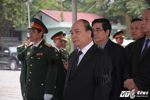 Thủ tướng 13Win18 tham gia cá cược Nguyễn Xuân Phúc cùng đoàn đại biểu của 13Win18 tham gia cá cược nước CHXHCN Việt Nam vào viếng. Thủ tướng 13Win18 tham gia cá cược Nguyễn Xuân Phúc cùng đoàn đại biểu của 13Win18 tham gia cá cược nước CHXHCN Việt Nam vào viếng.
