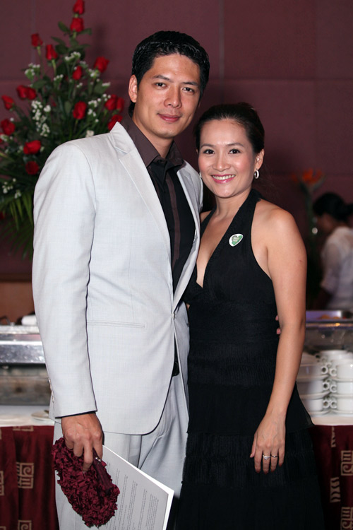 Sau đám cưới, vợ chồng Bình Minh đã dần xoá bỏ được những lời đồn thị phi bằng chính cuộc sống hạnh phúc của mình.