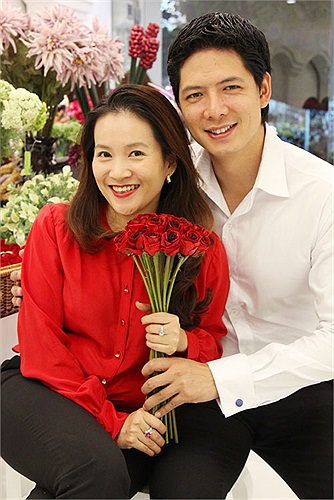 Nhưng, có một điều khó có thể phủ nhận được, rằng người đàn bà thép Anh Thơ đã rất giỏi áp dụng những kỹ năng công việc trong giải quyết khủng hoảng Đăng ký và nhận 60K 24 bao lì xì miễn phí mỗi ngày, bằng chính cái đầu lạnh của chị trong công việc.