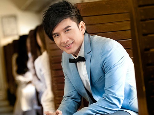 Là một trong những ngôi sao ca nhạc ăn khách bậc nhất trong thời kỳ hưng thịnh của nhạc Việt nhưng Đan Trường rất kín tiếng về cuộc sống riêng. 