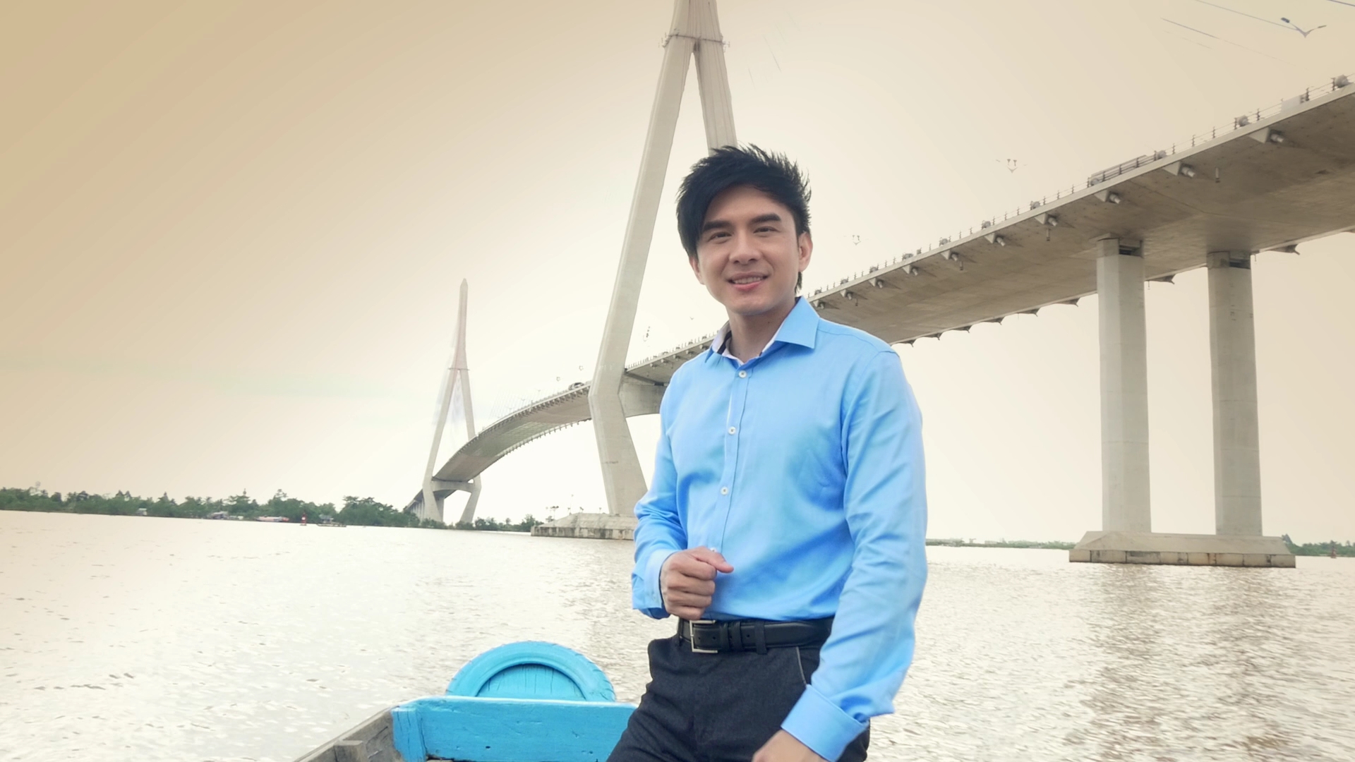 Thủy Tiên đăng tải hình ảnh về tổ ấm mới của cô và Đan Trường khi nó đang trong quá trình hoàn thiện về nội thất và giá trị được dự đoán tới hàng chục tỉ