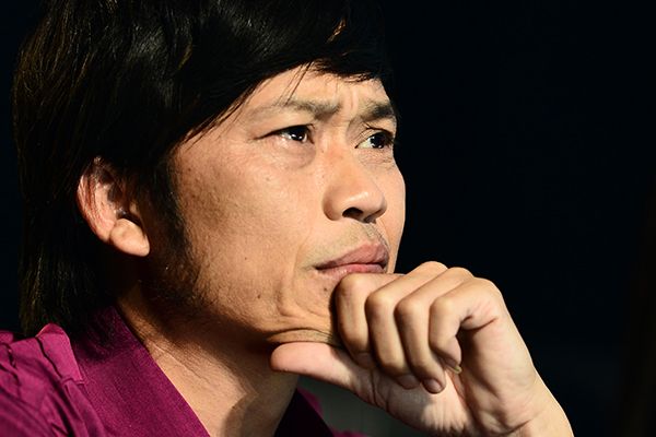 Mật độ xuất hiện dày đặc trên truyền hình phần nào phản ánh thu nhập béo bở của anh.