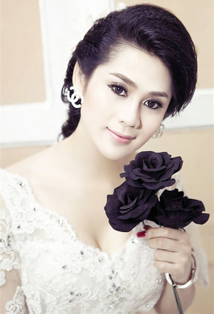 Lý do được người đẹp này đưa ra là do cô chưa quên được người yêu cũ. 