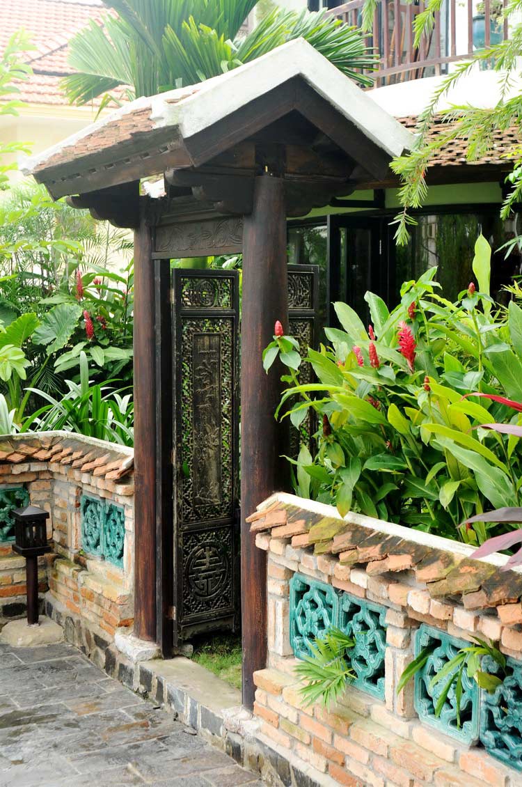 Cùng là những người có tính cách nhẹ nhàng và kín đáo nên cả hai luôn tìm thấy sự đồng điệu trong tâm hồn và cả suy nghĩ.