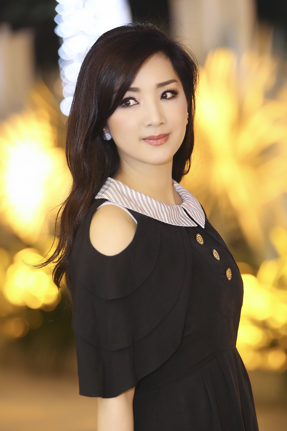 Chính nhờ vậy, Giáng My sở hữu khối tài sản có trị giá hàng triệu USD, bao gồm nhà và căn hộ cao cấp.