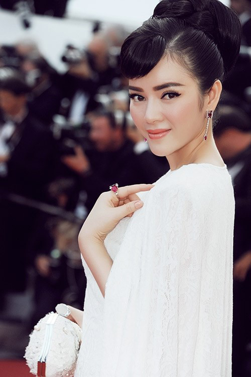 Vốn là một người mẫu, diễn viên điện ảnh nổi tiếng, Lý Nhã Kỳ không chỉ được biết đến trong lĩnh vực nghệ thuật. Bên