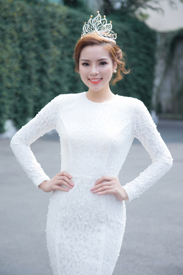 Ngay sau đó, đương kim Hoa hậu Việt Nam đã nhanh chóng viết lời xin lỗi trên trang cá nhân. 