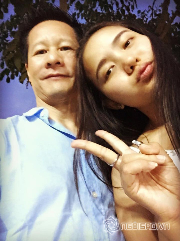 Và căn biệt thự triệu đô của Nguyễn Đức An đang sống tại Mỹ cũng đủ xếp người đàn ông này vào hàng đại gia. Vì giàu có nên đại gia này cũng đào hoa không kém.