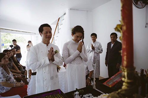 Trải qua một cuộc hôn nhân đổ vỡ, năm 2006 đại gia Đức An xây dựng hạnh phúc mới với siêu mẫu Ngọc Thúy chỉ sau 1 tuần quen biết. 