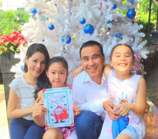 Trước đây, Quyền Linh vẫn chỉ là một diễn viên bình thường nhưng từ ngày được vợ hỗ trợ, sự nghiệp của Quyền Linh đã phất lên trông thấy. 