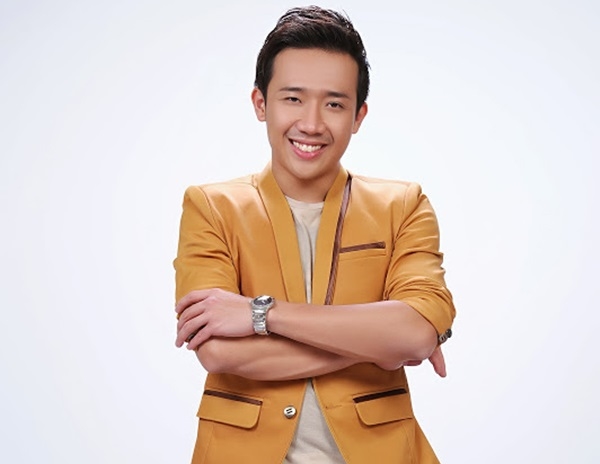 Trấn Thành có lượng fan đông nhất nhì showbiz với hơn 7,4 triệu người follow (theo dõi) trên trang cá nhân. 