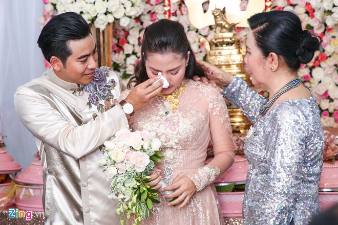 Ngọc Lan là một trong những diễn viên tài năng của màn ảnh nhỏ. Cô được nhiều khán giả yêu thích bởi lối diễn xuất tự nhiên, có chiều sâu và vẻ ngoài đằm thắm, duyên dáng. 