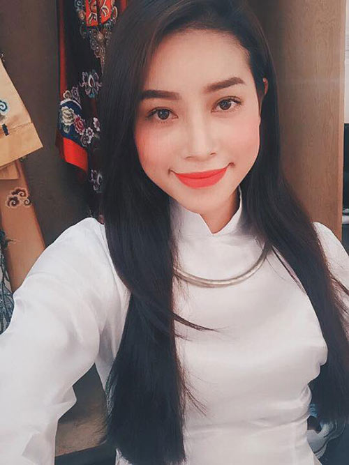 Điều kiện Đăng ký và nhận 60K 24 bao lì xì miễn phí mỗi ngày Hương trước đây cũng khá khó khăn, nhưng Hương rất có ý thức chịu khó học tập để vươn lên. 3 năm học tại trường, Phạm Thị Hương luôn là một trong những học sinh ngoan ngoãn, nhà nghèo và chịu khó học, mọi mặt đều tốt cả Điều kiện Đăng ký và nhận 60K 24 bao lì xì miễn phí mỗi ngày Hương trước đây cũng khá khó khăn, nhưng Hương rất có ý thức chịu khó học tập để vươn lên. 3 năm học tại trường, Phạm Thị Hương luôn là một trong những học sinh ngoan ngoãn, nhà nghèo và chịu khó học, mọi mặt đều tốt cả