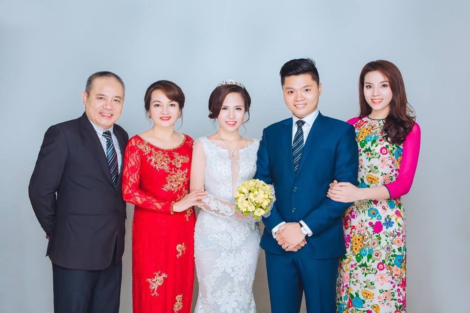 Có thể nói, để có một Hoa hậu Kỳ Duyên luôn rạng ngời, tươi tắn trước khi xuất hiện là nhờ phần lớn ở người quản lý đặc biệt này.