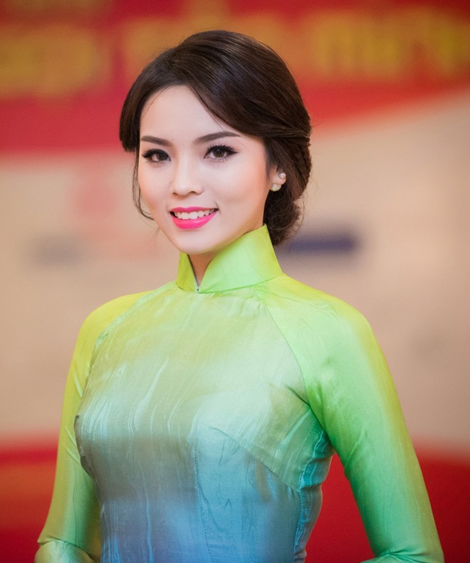 Ngoài những luồng dư luận trực tiếp về quyết dịnh của Ban tổ chức và Kỳ Duyên, khán giả cũng có nhiều suy nghĩ, trăn trở với hình ảnh của một Hoa hậu Việt Nam trong tương lai.
