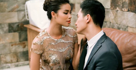  Phạm Hương gây tranh cãi khi cho rằng thí sinh ''về team Hà Hồ thì chỉ đi hát'' mà thôi. 