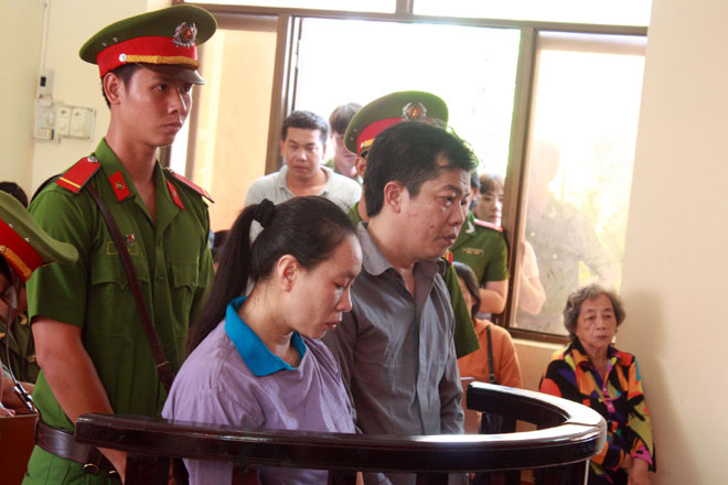 Bằng thủ đoạn chỉnh sửa b&aacute;o c&aacute;o, 2 cựu sỹ quan c&ocirc;ng an tham &ocirc; 13 tỷ đồng trong 4 năm