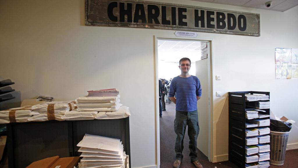 Vụ thảm s&aacute;t t&ograve;a b&aacute;o Charlie Hebdo đ&atilde; dậy l&ecirc;n một l&agrave;n s&oacute;ng tuy&ecirc;n chiến với khủng bố đ&ograve;i quyền tự do ng&ocirc;n luận 