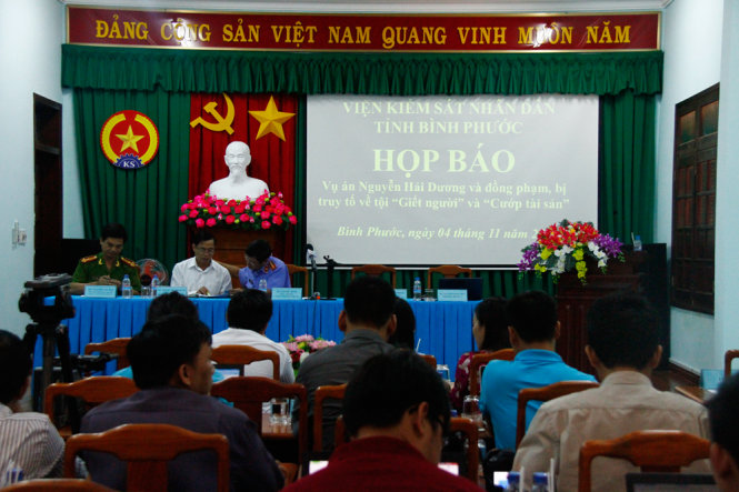 Buổi họp b&aacute;o tại Viện KSND tỉnh B&igrave;nh Phước chiều 4-11 về vụ thảm s&aacute;t tại B&igrave;nh Phước 